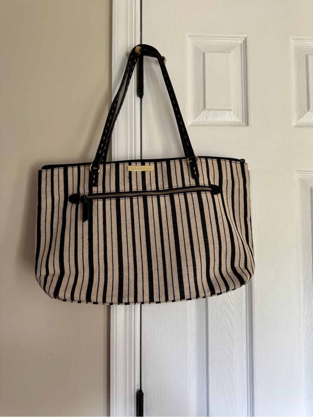 Liz Claiborne Striped Tote Bag Black and Beige Vertical Double Handles Zip Top